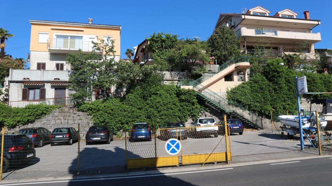 Komel I Apartman *