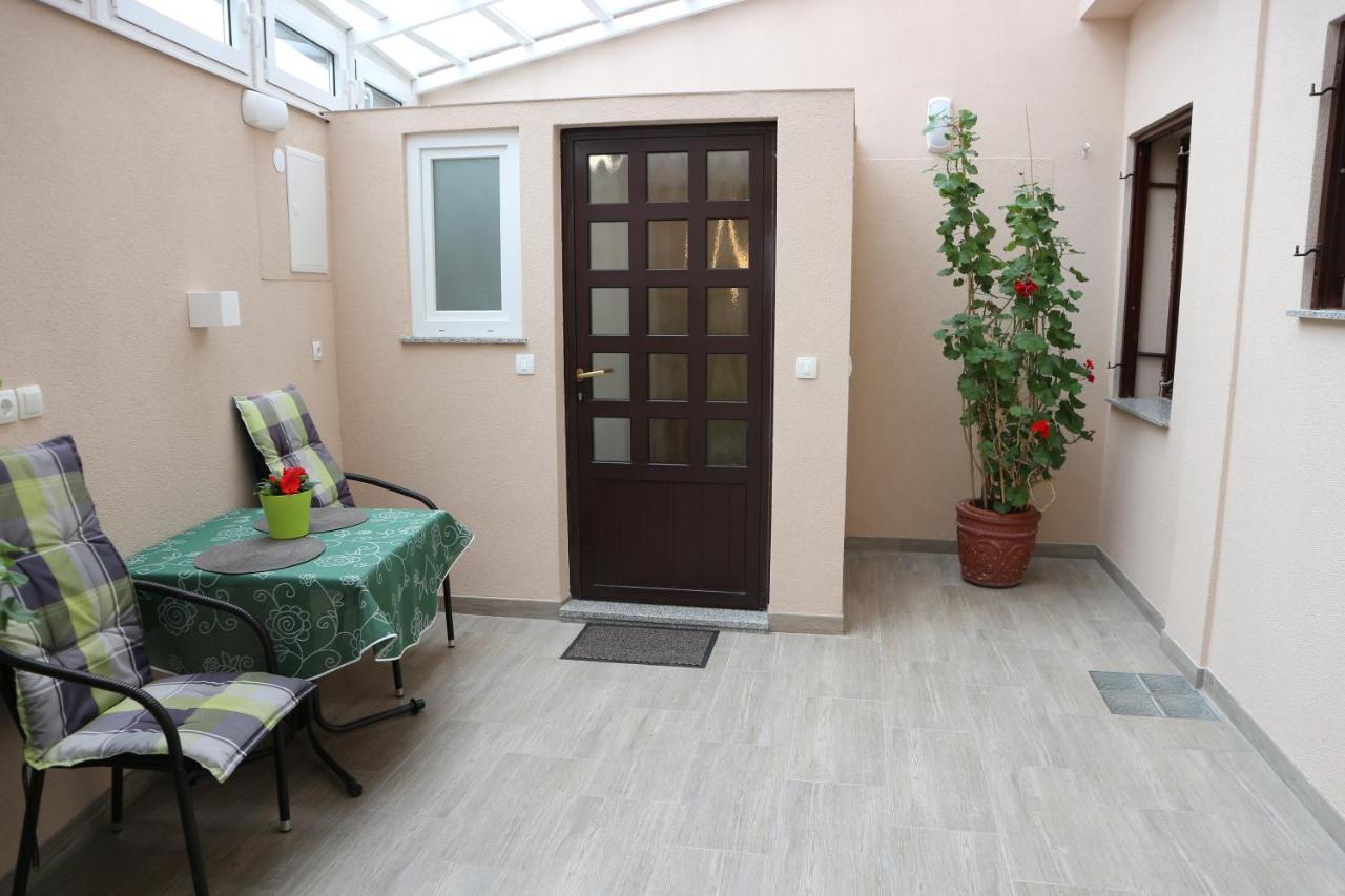 Apartman Komel I