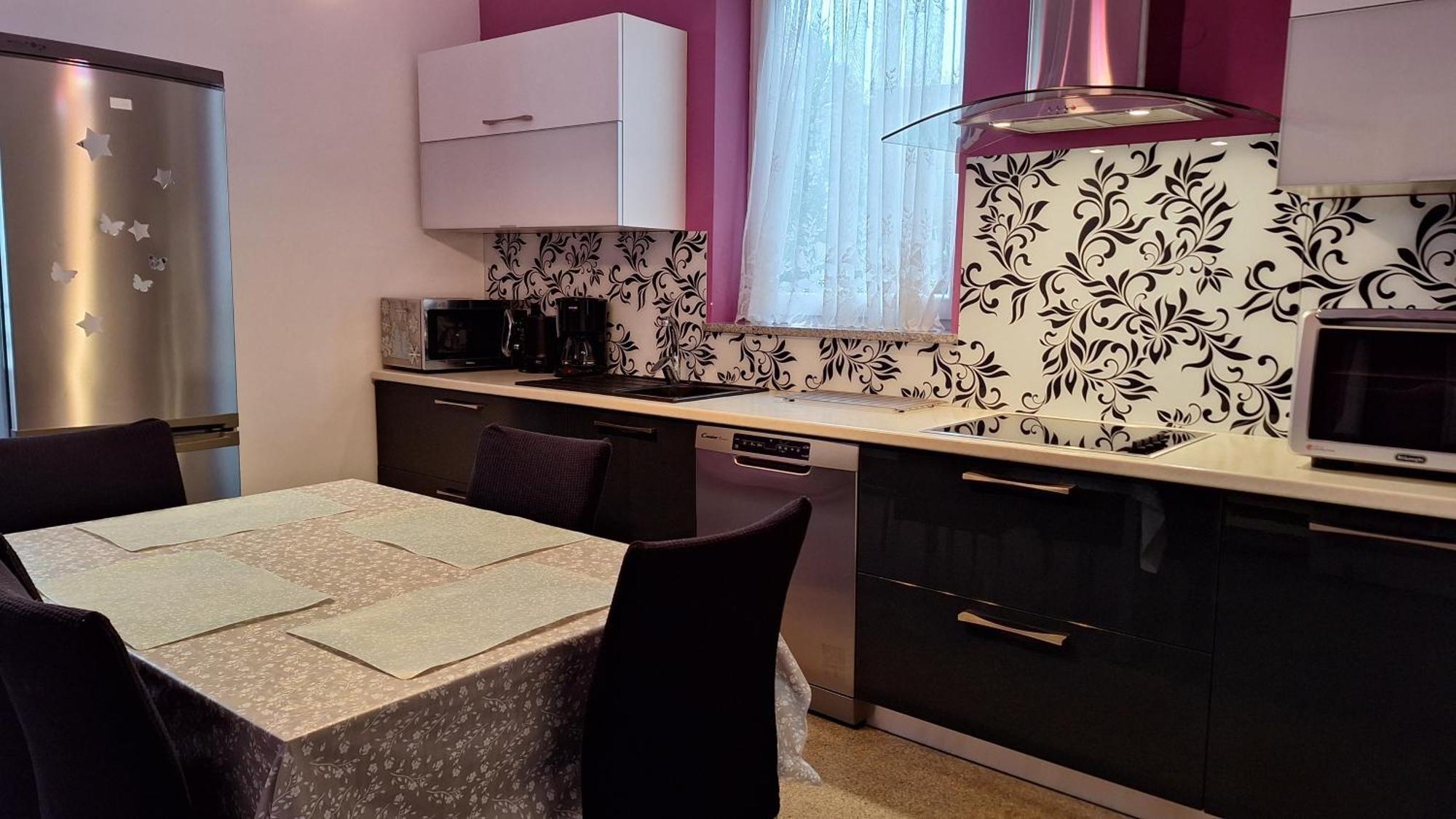 Komel I Apartment *